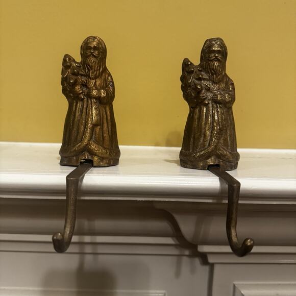 Vintage Bombay Company 2 Brass Victorian Santa Stocking Holder Christmas 1993 - Picture 2 of 15